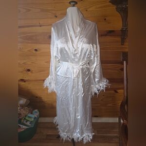 Elegant White Satin Robe with Feather Trim